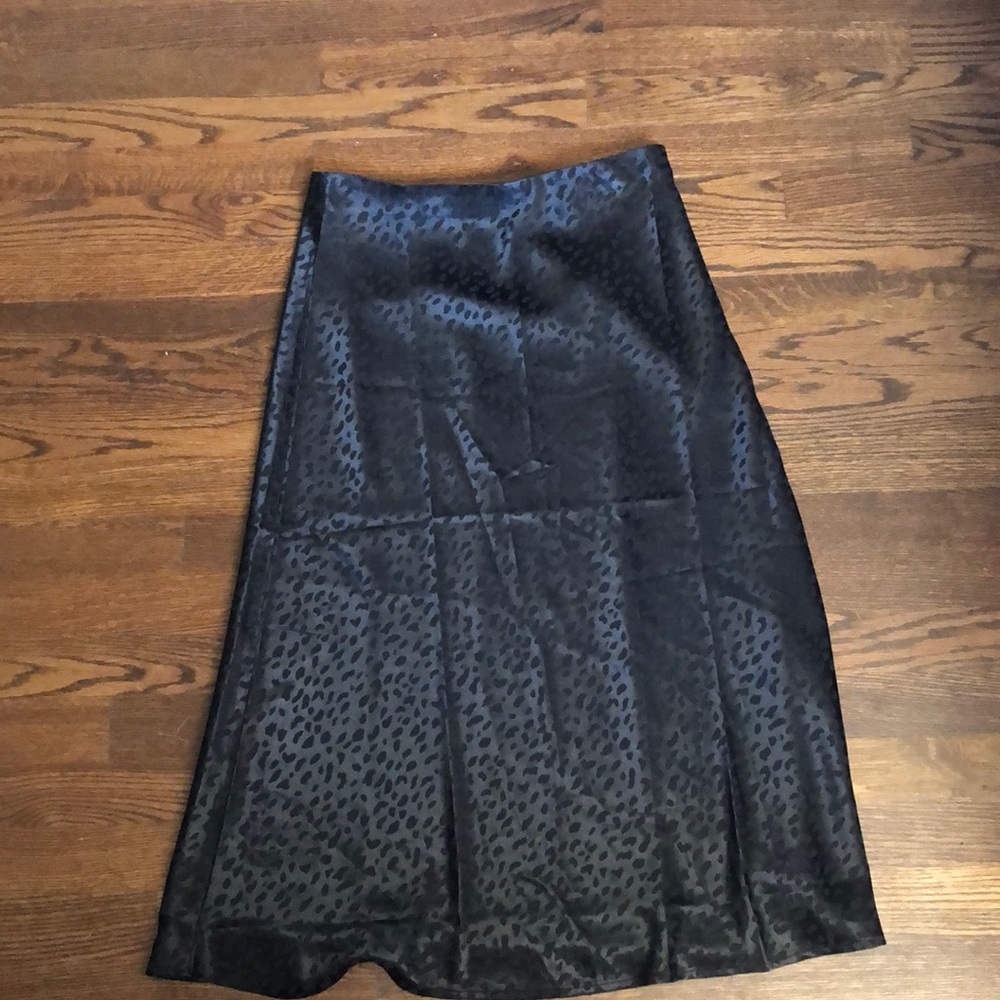 Forever 21 Black Silk Leopard Midi Skirt